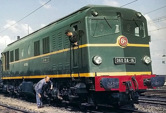 ele2800.jpg